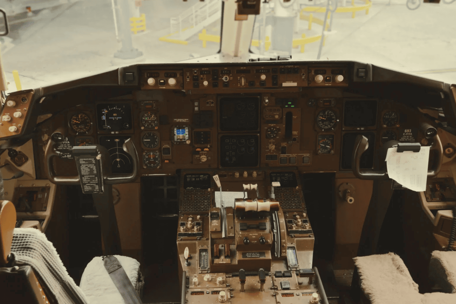 Maximizing Income in Microsoft Flight Simulator 2024's Career Mode with FS Flight Control Tool